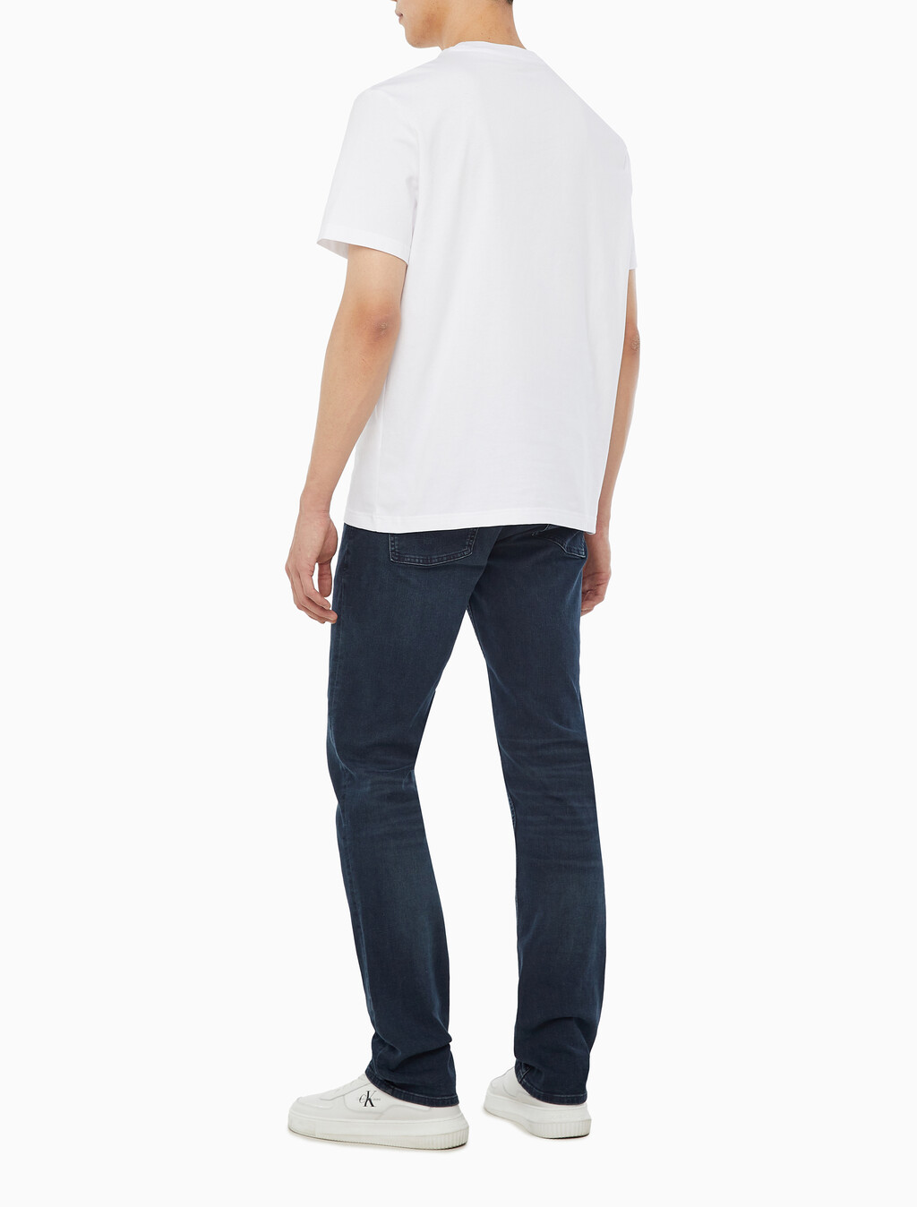 Buy 남성 레귤러핏 모노그램 로고 반팔 티셔츠 in color BRILLIANT WHITE