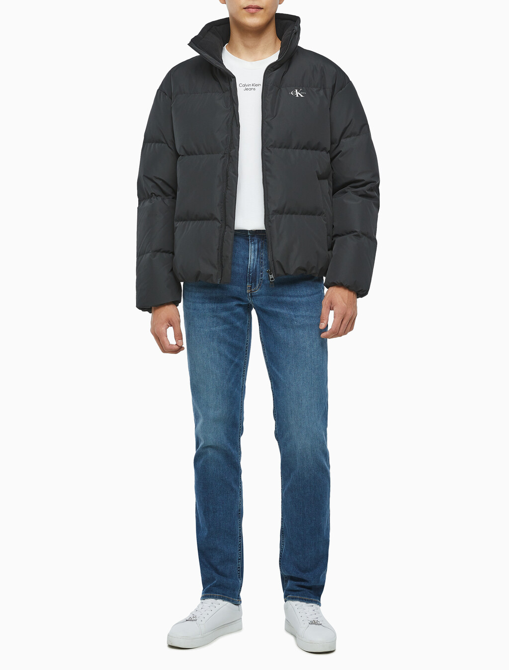 Buy 남녀공용 릴렉스 숏 다운 푸퍼 in color CK BLACK