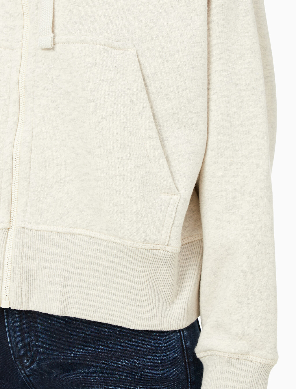 Buy 여성 아카이브 릴렉스핏 CK 스몰 로고 크롭 기모 후드 집업 in color VANILLA HEATHER