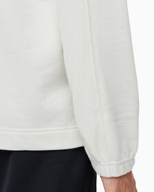 Buy 남성 릴렉스 핏 에센셜 스웻셔츠 in color WHITE