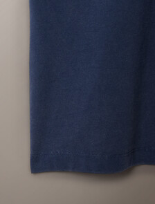 Buy 애시드 워시 그래픽 티 in color Navy