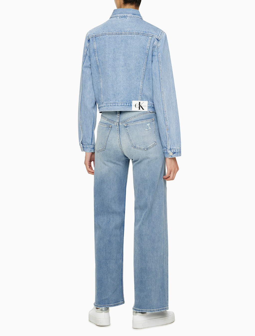 Buy 여성 크롭 90'S 데님 자켓 in color CHALKY BLUE