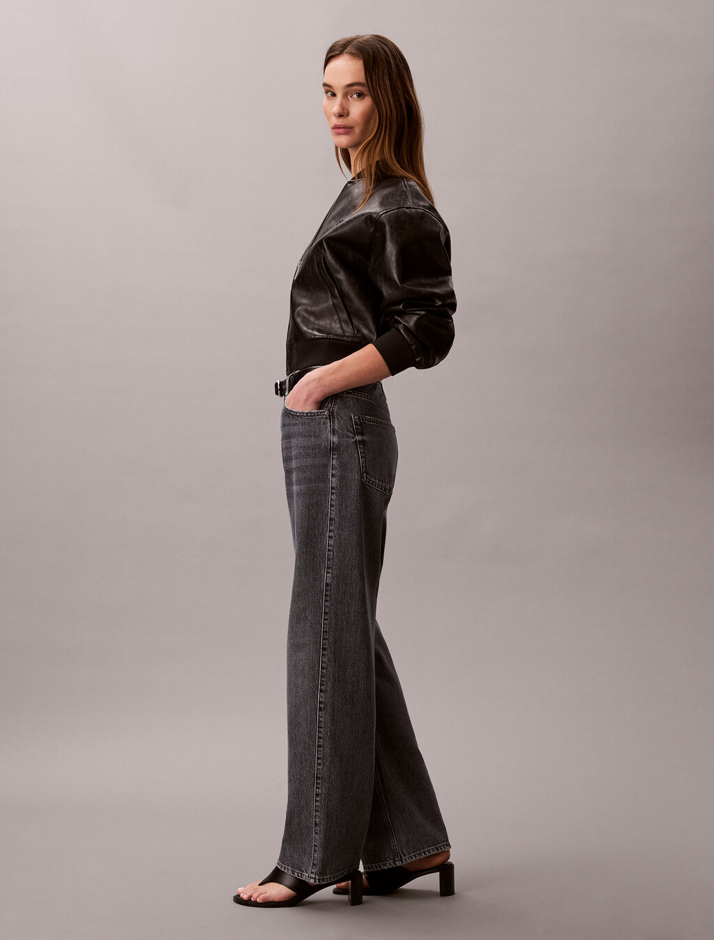 Buy 여성 90S 스트레이트 데님 in color Denim Blue