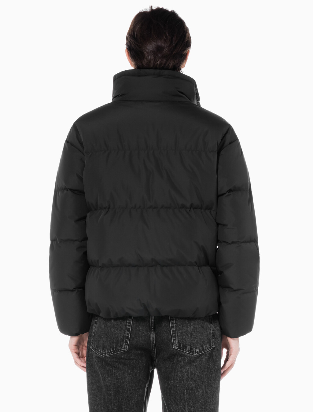 Buy 남녀공용 릴렉스 숏 다운 푸퍼 in color CK BLACK