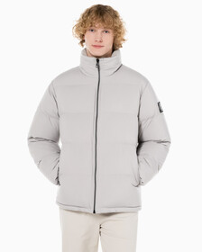 Buy 남성 레귤러핏 스탠드 카라 숏 다운 푸퍼 재킷 in color GREY