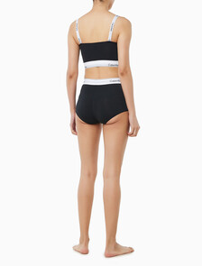 Buy 여성 아이콘 쉐입웨어 브리프 in color BLACK
