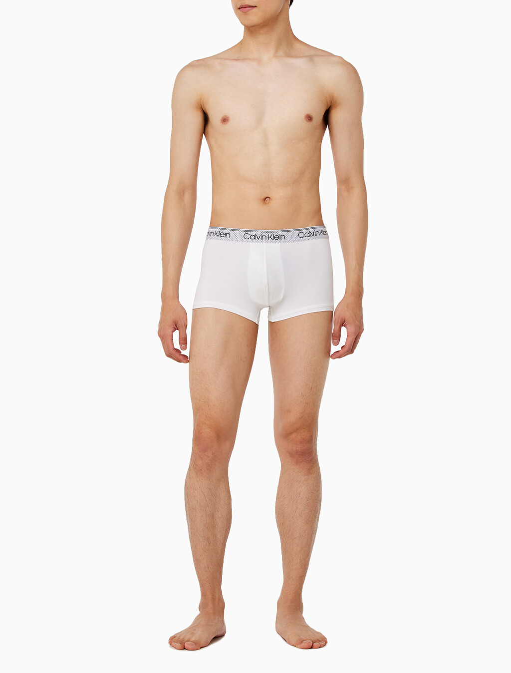 Buy 남성 마이크로 메쉬 쿨링 로우라이즈 드로즈 in color WHITE