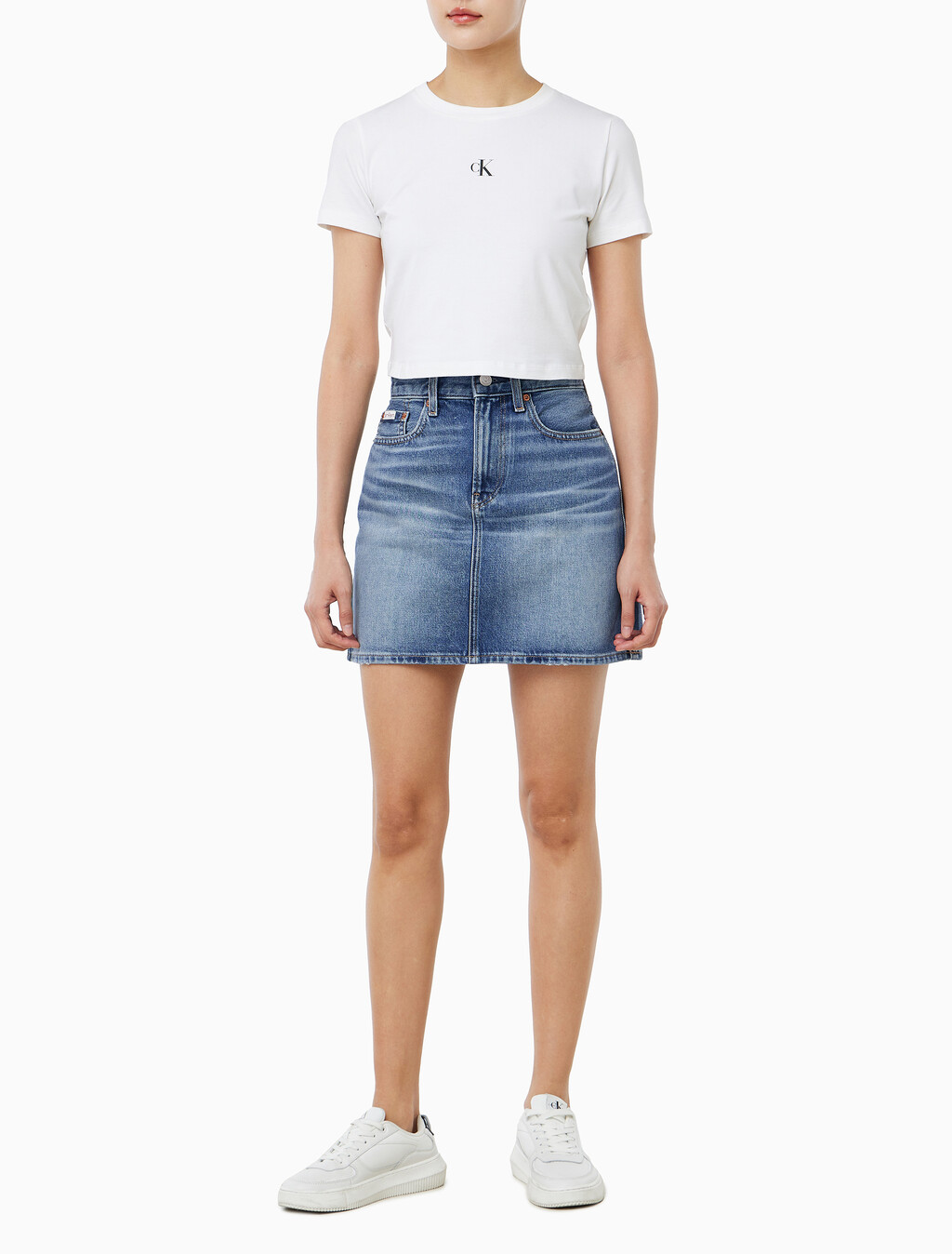 Buy 여성 90s 미니 스커트 in color VIBRANT ORANGE