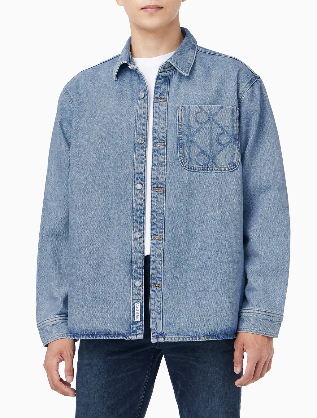 Buy 남성 90s 레귤러 핏 라이트블루스톤 워시 긴팔 데님 셔츠 in color Light blue
