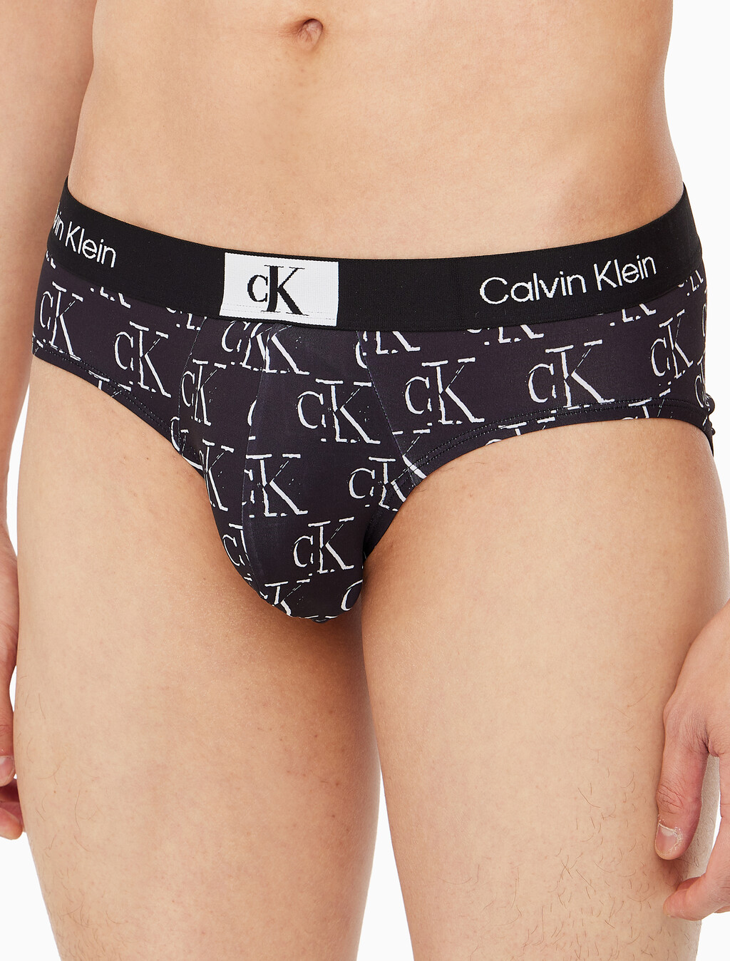 Buy 남성 1996 마이크로 힙브리프 in color BLACK/WHITE PRINT