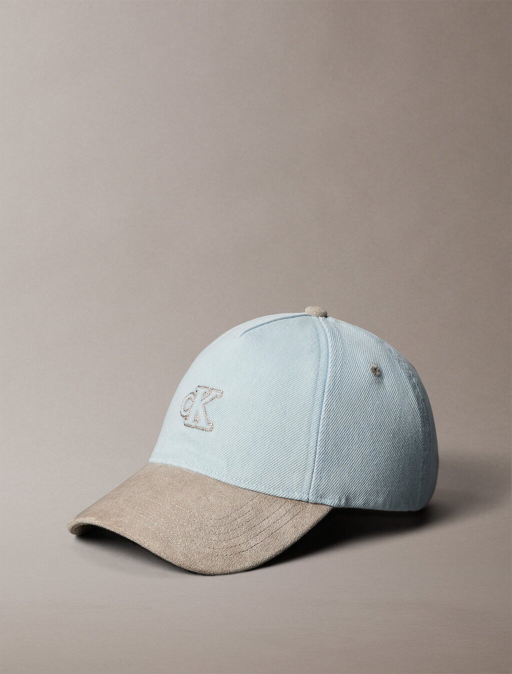 Buy 남녀공용 데님 & 코듀로이 모노그램 볼캡 in color LIGHT BLUE