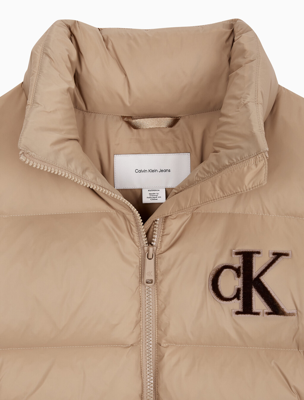 Buy 여성 셔닐 로고 푸퍼 다운 in color CAMEL