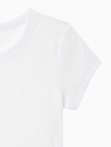 Buy 여성 우븐라벨 립 베이비 티 in color BRILLIANT WHITE