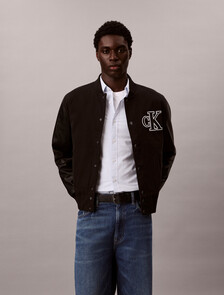 Buy 코튼 캔버스 바시티 자켓 in color BLACK