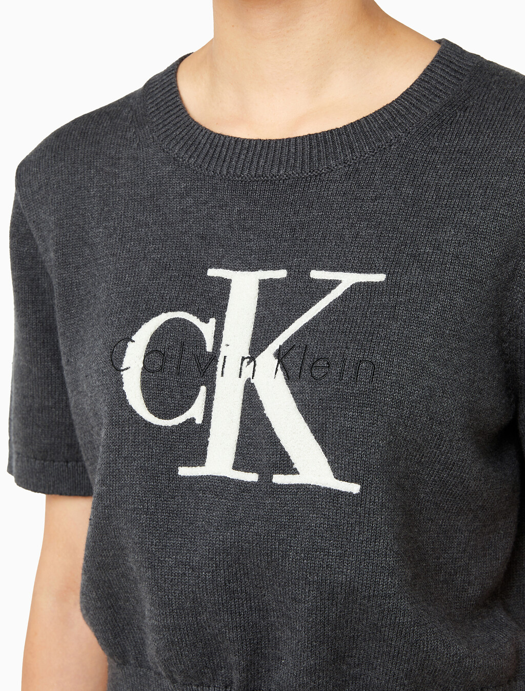 Buy 여성 청키 코튼 그래픽 풀오버 in color CHARCOAL HEATHER