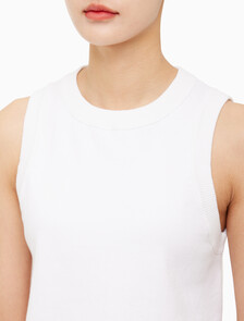 Buy 여성 탭 A라인 슬리브리스 니트 in color BRIGHT WHITE