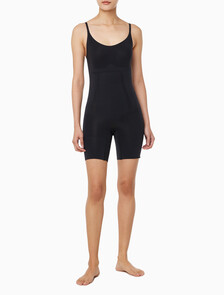 Buy 여성 세큐어 스컬프트 심리스 바디 브리퍼 in color BLACK