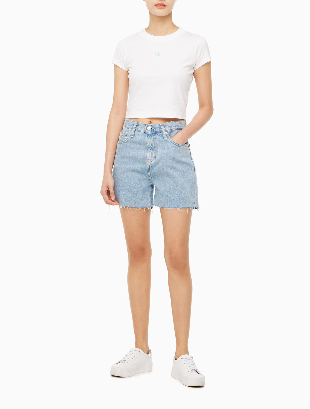 Buy 여성 맘핏 데님 쇼츠 in color CHALKY BLUE