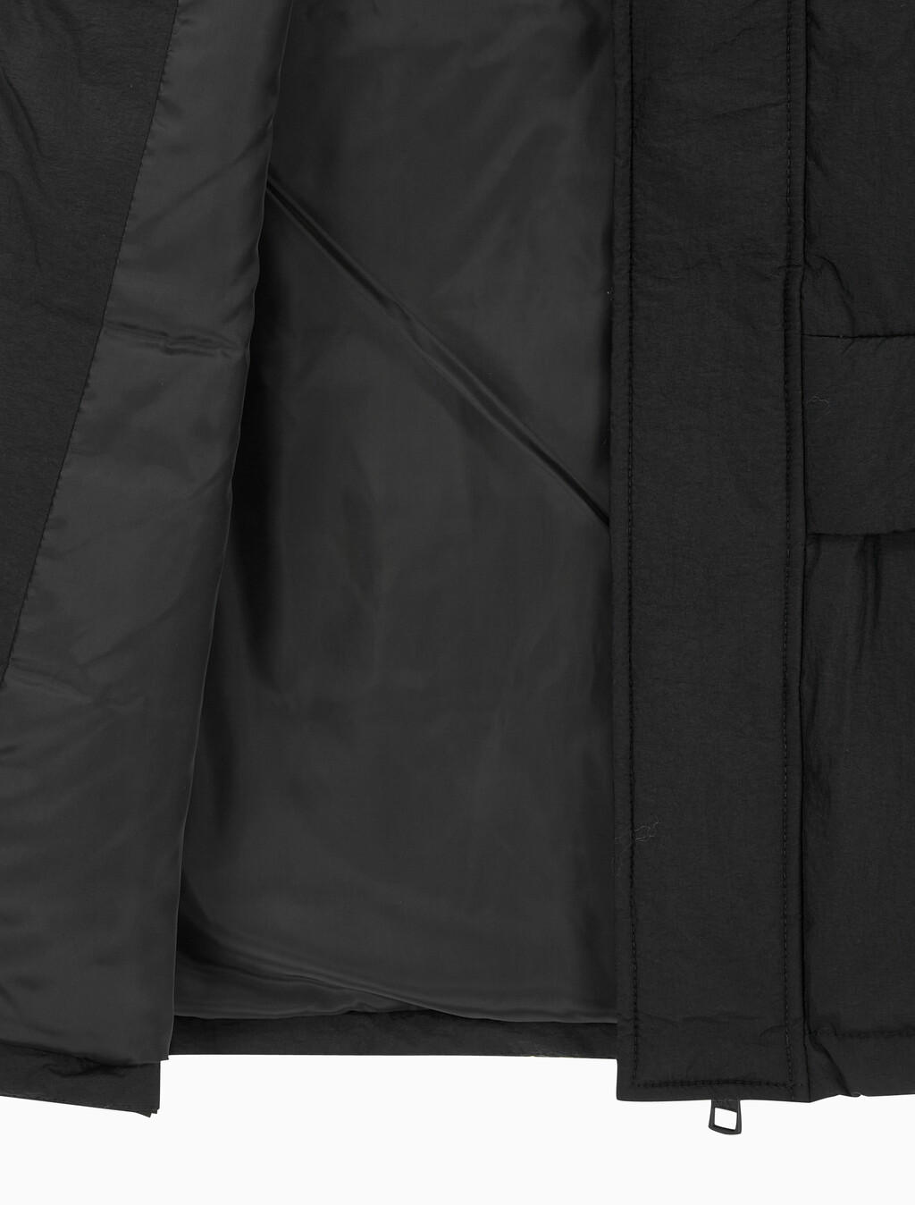 Buy 남성 에센셜 다운 베스트 in color CK BLACK