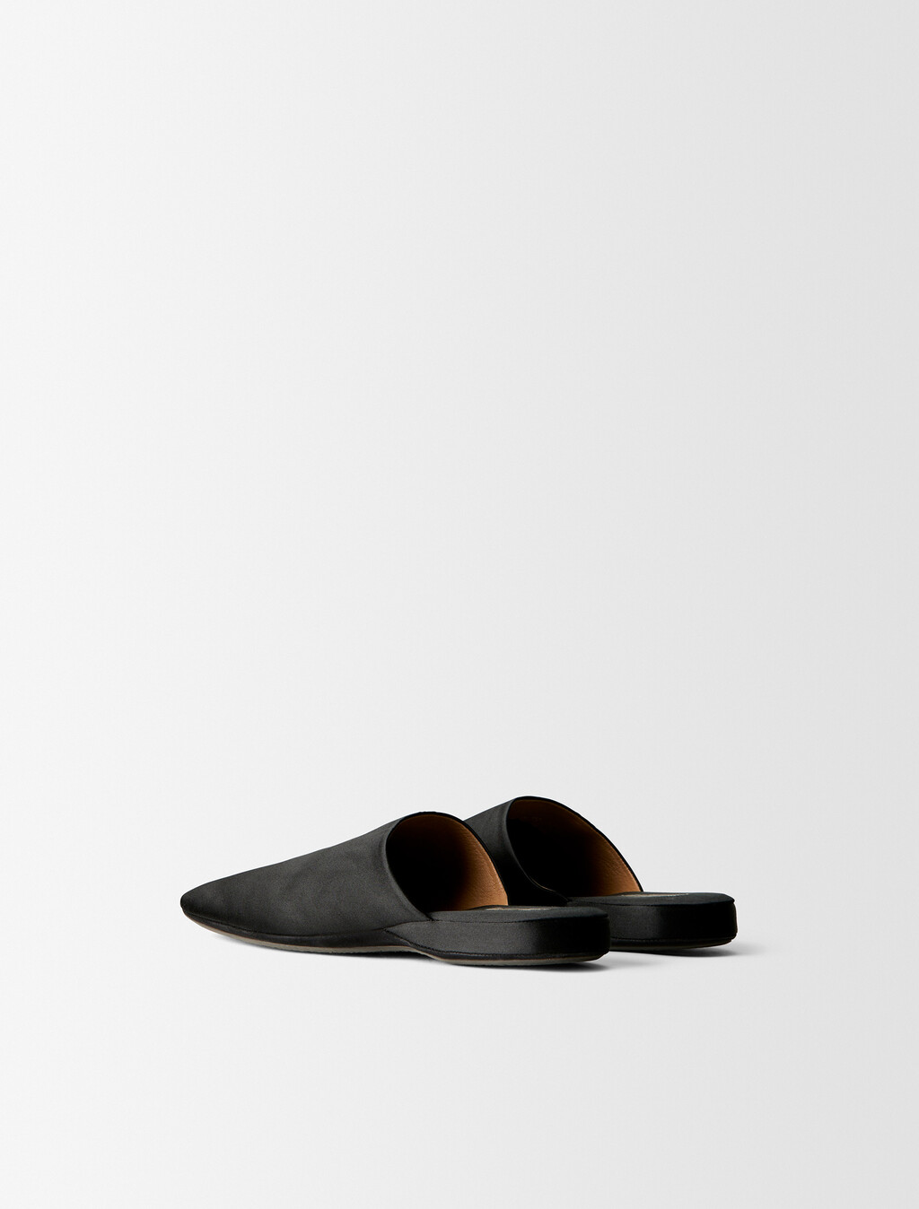 Buy HUGH-RASO-ATTILIO in color BLACK