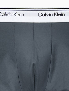 Buy 남성 마이크로파이버 스트레치 밸런스 로우 라이즈 트렁크 3PK in color Black / Charcoal / Black