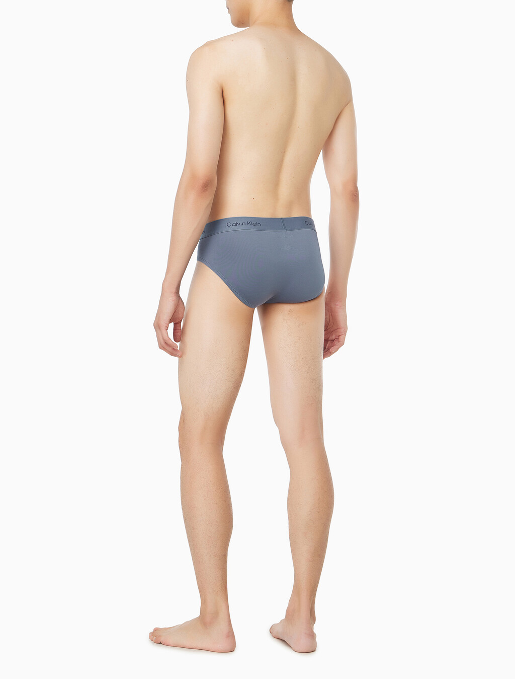 Buy 남성 모던 로고 패치 마이크로 힙브리프 in color Grey