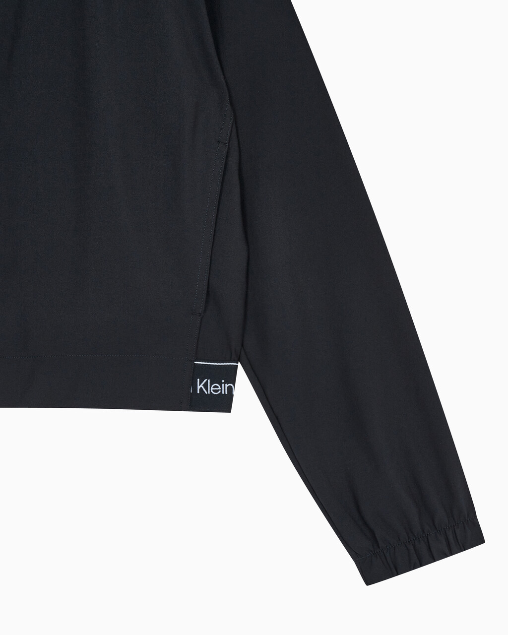 Buy 여성 릴렉스 핏 크롭 우븐 재킷 in color BLACK