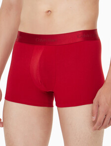 Buy 남성 모던 코튼 홀리데이 코튼 드로즈 in color JUNEBERRY