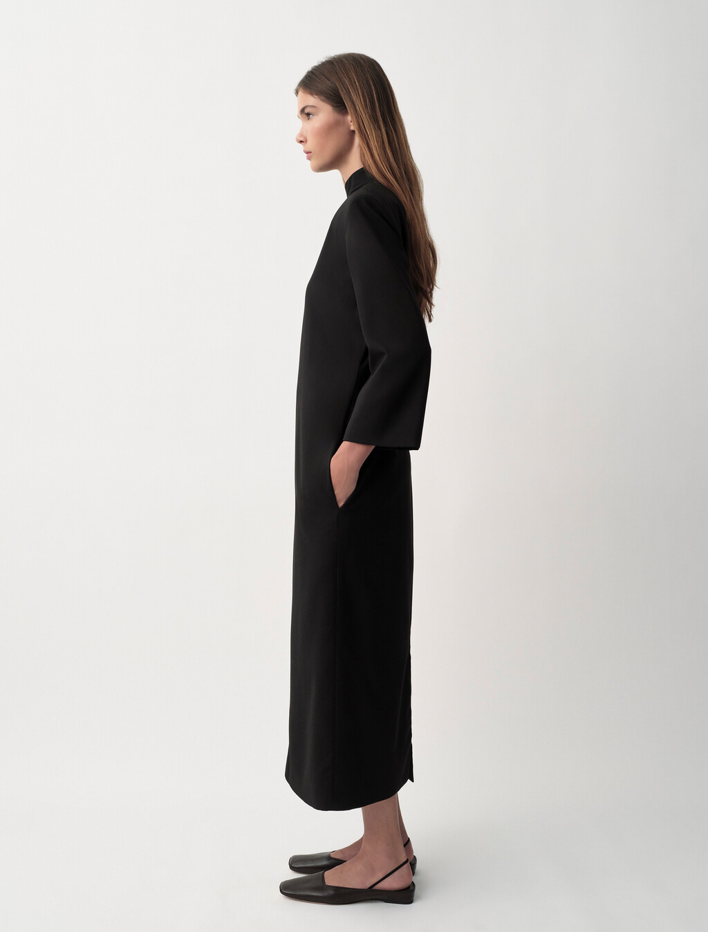 Buy ADDISON WOMENS LONG SLEEVE DRE in color BLACK