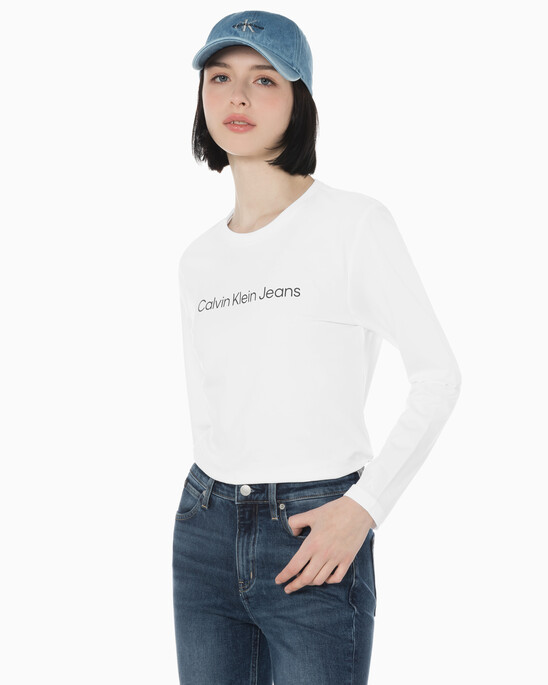 여성 슬림핏 인스티튜셔널 로고 긴팔 티셔츠