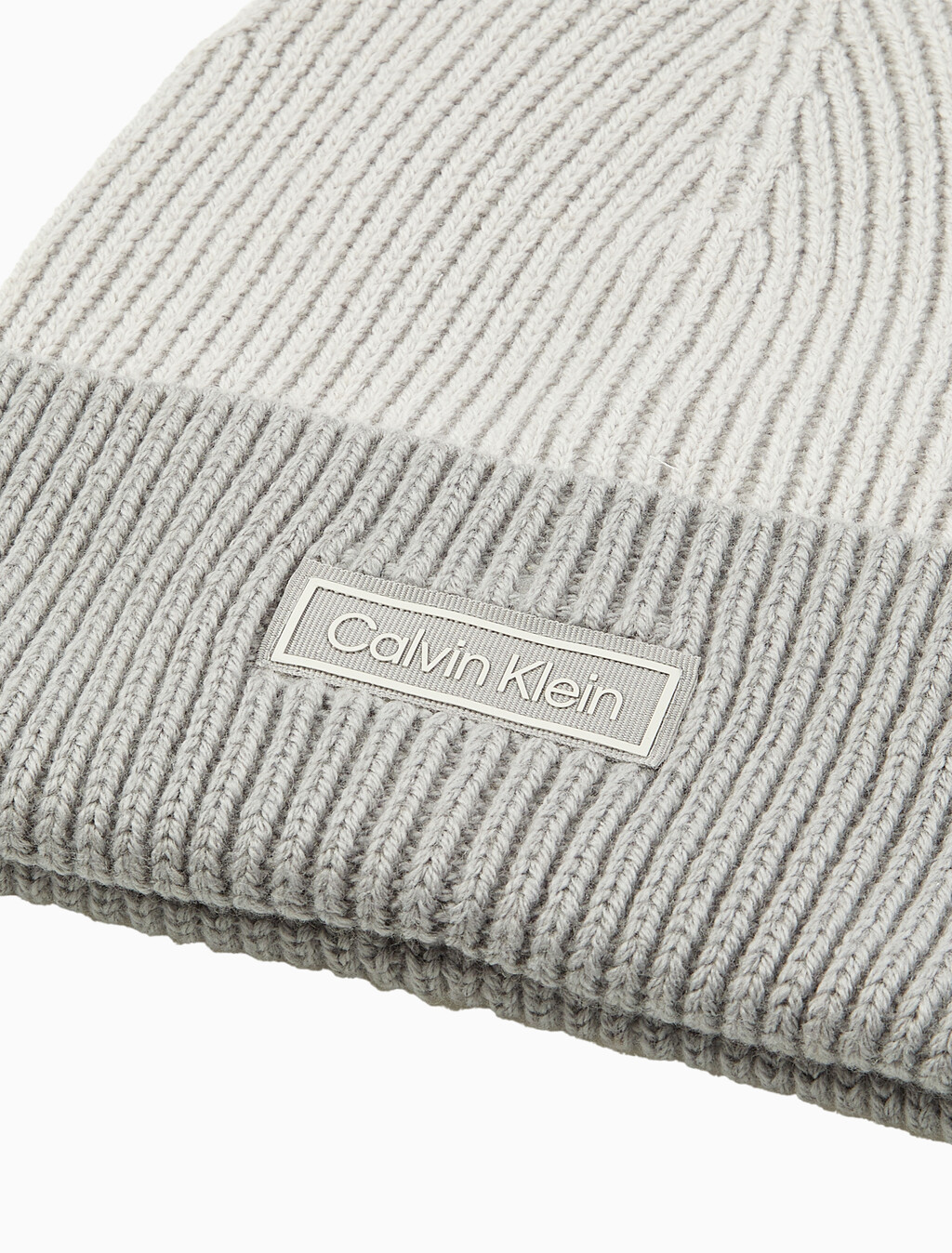 Buy 남녀공용  투톤 컬러 로고 패치 비니 in color Grey