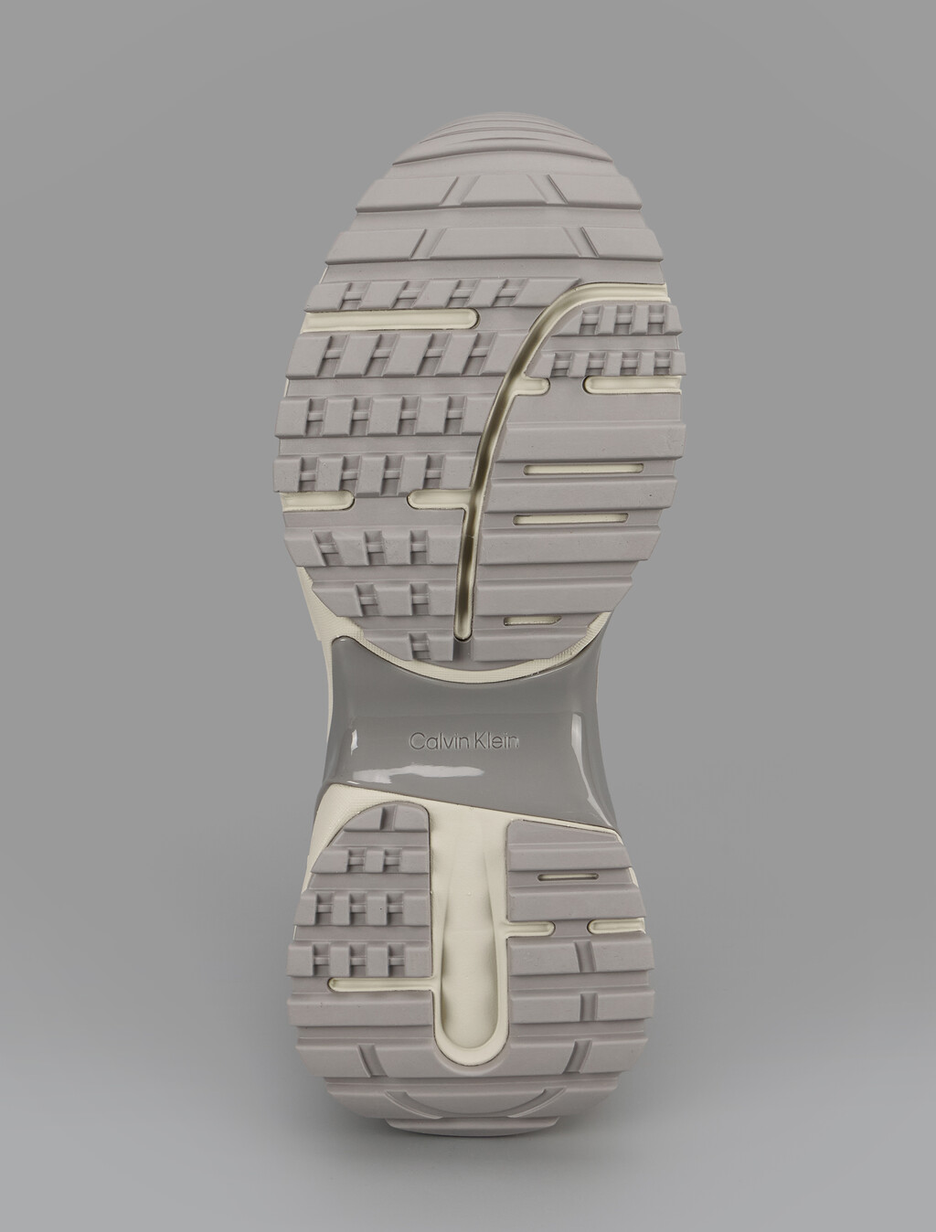 Buy 여성 트레일블레이저 하이크 런 슈즈 in color Ivory