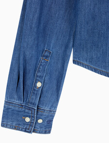 Buy 여성 크롭 인디고 L/S 셔츠 in color light blue