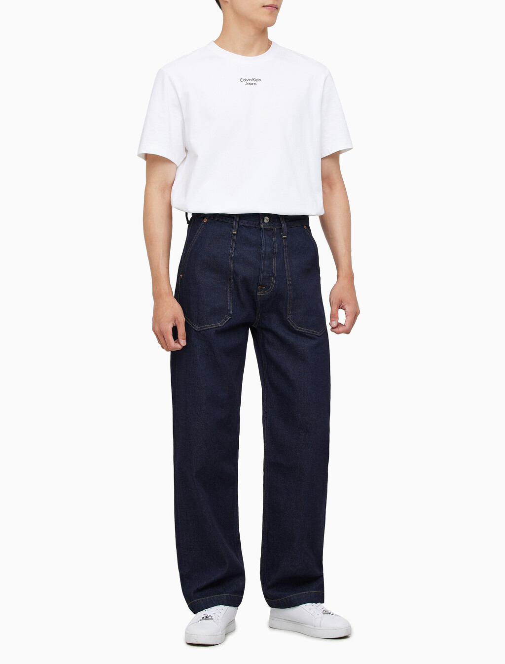 Buy 남성 스트레이트핏 린스 데님 in color CK RAW SELVEDGE