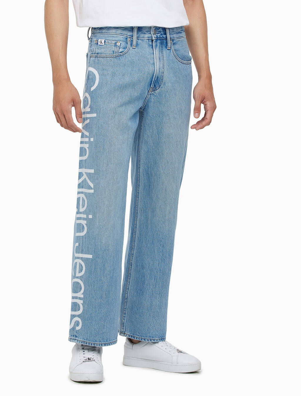 Buy 남성 90's 루즈핏 라이트블루 데님 in color CHALKY BLUE