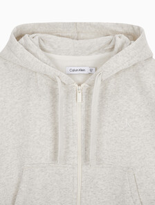 Buy 여성 아카이브 릴렉스핏 CK 스몰 로고 크롭 기모 후드 집업 in color VANILLA HEATHER