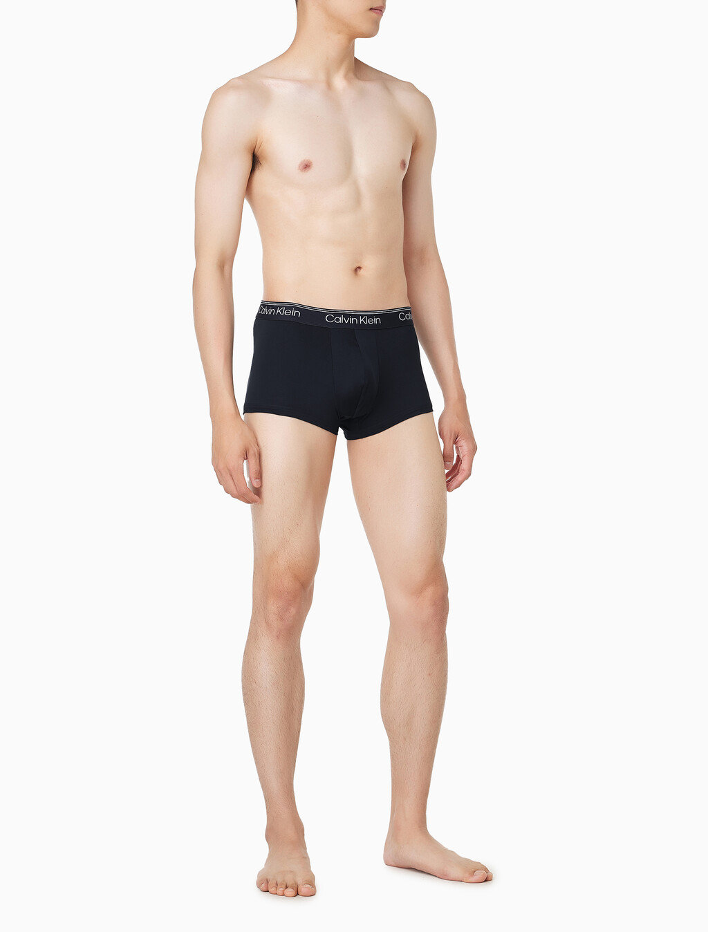 Buy 남성 마이크로 스트레치 3팩 로우 라이즈 트렁크 in color Navy/ Blue / Light Blue
