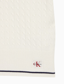 Buy 여성 우븐라벨 크롭드 케이블 스웨터 in color TOFU