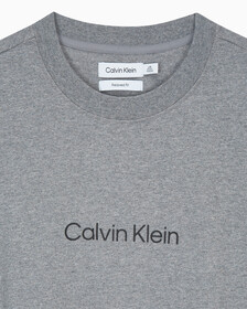 Buy 남성 릴렉스핏 스탠다드 로고 크루넥 반팔 티셔츠 in color MEDIUM GREY HEATHER