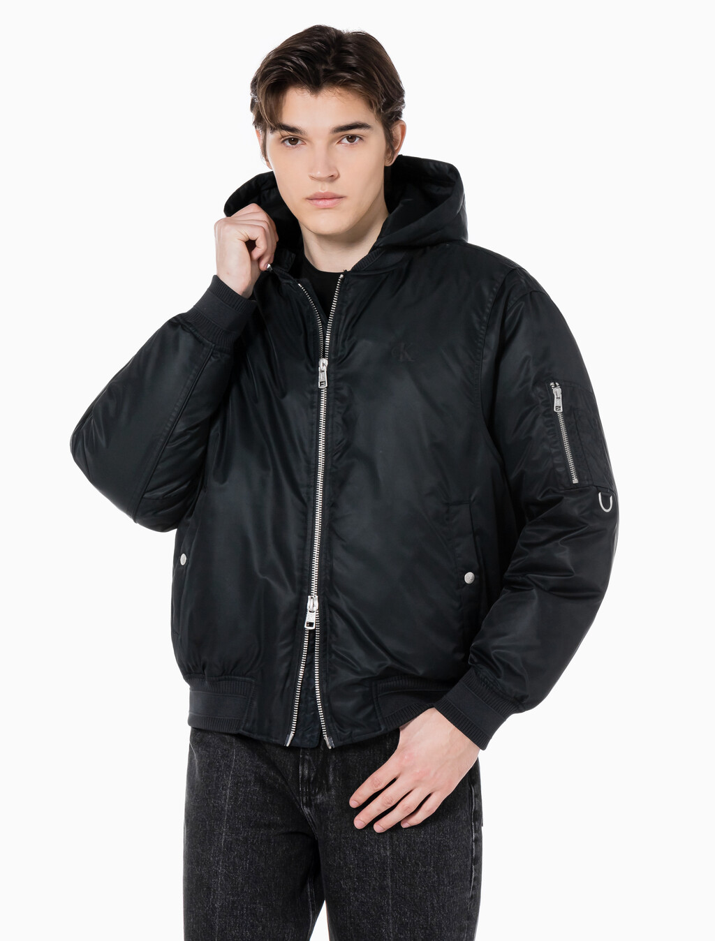 Buy 남성 후디 보머 다운 자켓 in color CK BLACK