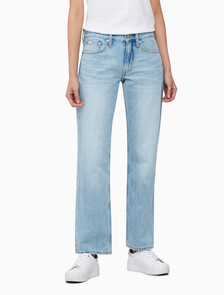 Buy 여성 로우라이즈 스트레이트핏 라이트블루 데님 in color CHALKY BLUE