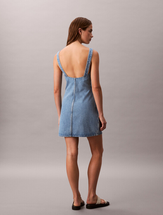 여성 스쿱넥 데님 슬리브리스 드레스