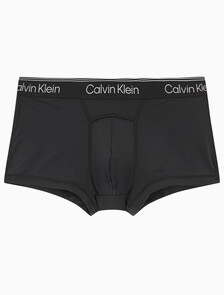 Buy 남성 에슬레틱 마이크로 로우라이즈 드로즈 in color BLACK