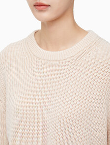 Buy 여성 롱슬리브 라운드넥 스웨터 in color NEUTRAL TAN