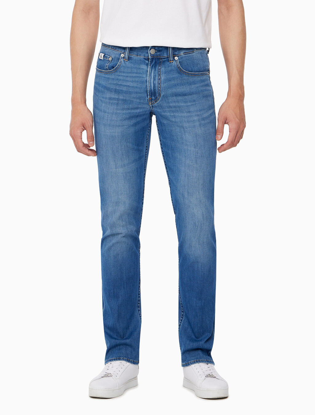 Buy 남성 바디핏 미드블루 37.5 기능성 데님 in color MID BLUE BACK EMBRO