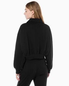 Buy 여성 하프집 엠보스 폴로넥 스웻 in color CK BLACK