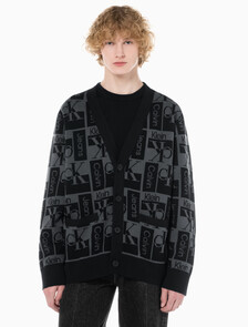 Buy 남성  릴렉스 핏 AOP 로고 스웨터 가디건 in color CK BLACK