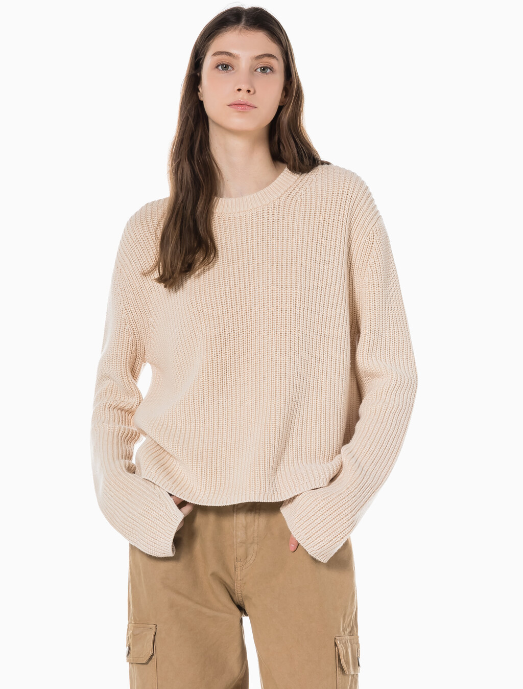 Buy 여성 롱슬리브 라운드넥 스웨터 in color NEUTRAL TAN