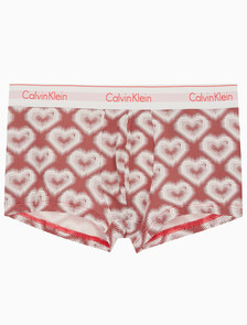 Buy 남성 모던코튼 V-DAY 로우라이즈 드로즈 in color RED/HEART PRINT