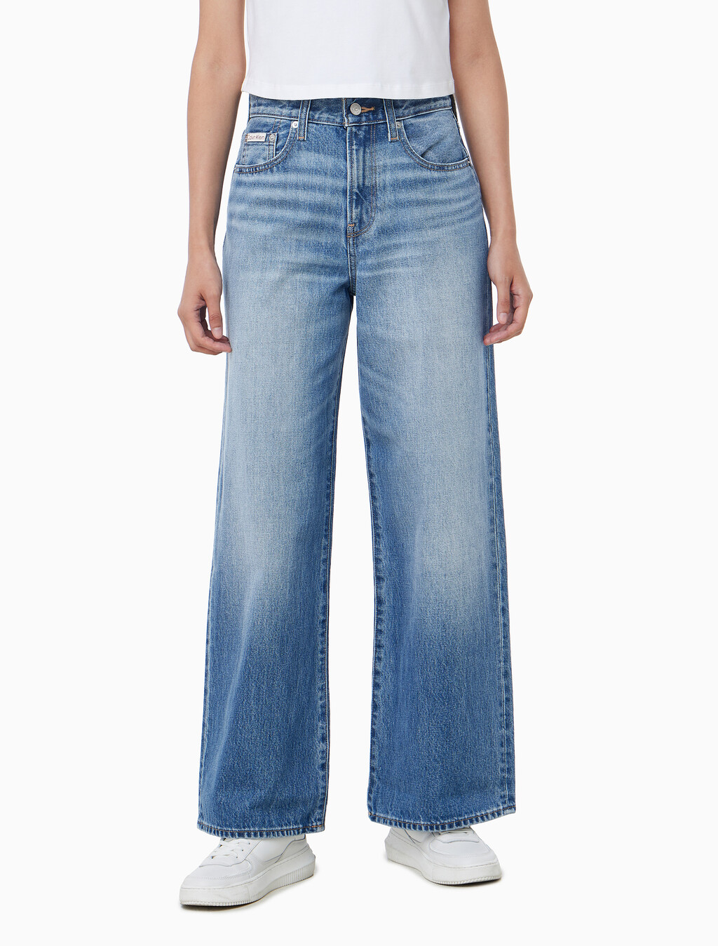 Buy 여성 와이드 레그핏 클라슨 블루 in color Mid Blue